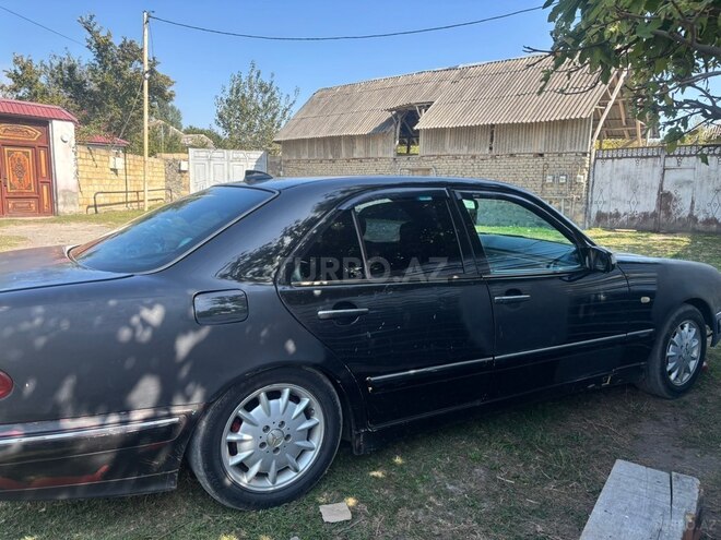 Mercedes E 220 1998, 100,000 km - 2.2 l - Oğuz