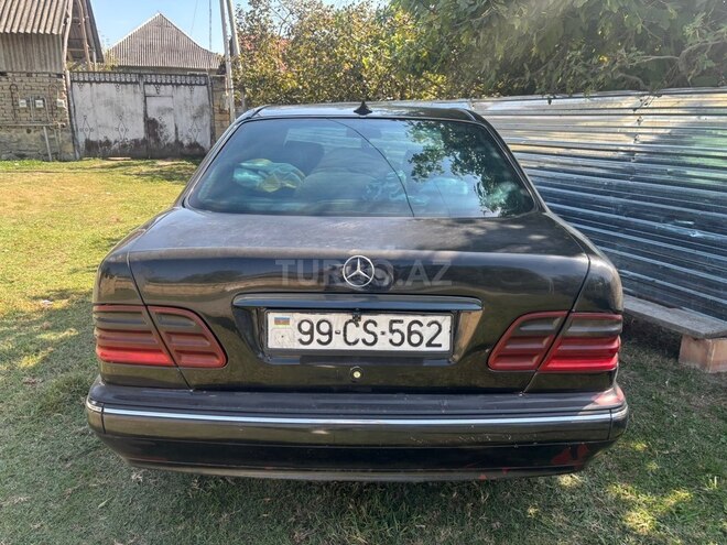 Mercedes E 220 1998, 100,000 km - 2.2 l - Oğuz