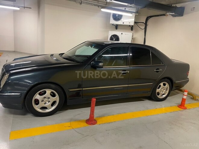 Mercedes E 270 2000, 345,280 km - 2.7 l - Gəncə