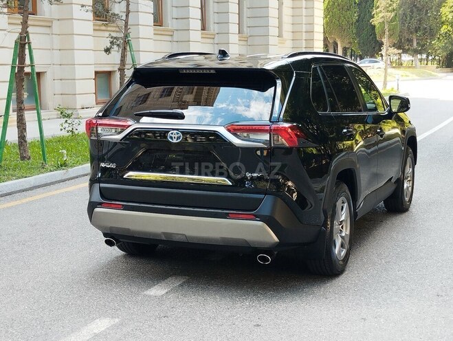 Toyota RAV4 2025, 15,000 km - 2.5 l - Bakı