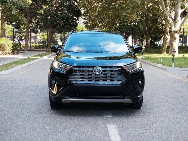 Toyota RAV4 2025, 15,000 km - 2.5 l - Bakı