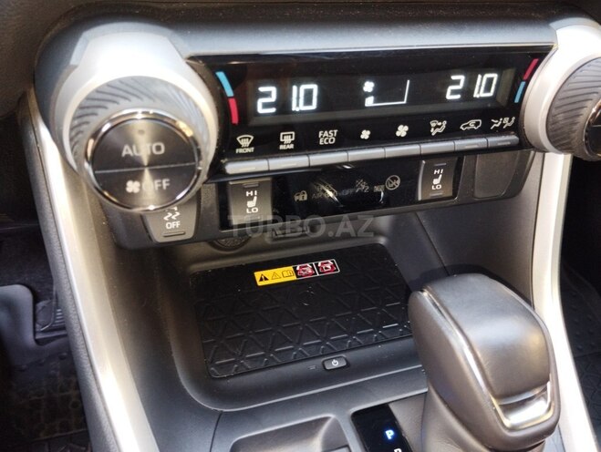 Toyota RAV4 2025, 15,000 km - 2.5 l - Bakı