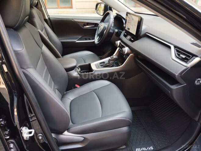 Toyota RAV4 2025, 15,000 km - 2.5 l - Bakı