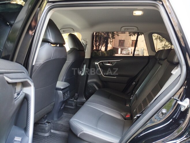 Toyota RAV4 2025, 15,000 km - 2.5 l - Bakı