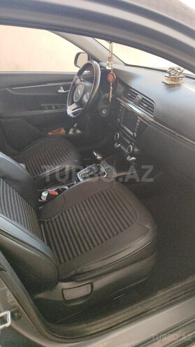 Kia Rio X-Line 2018, 150,000 km - 1.6 l - Bakı