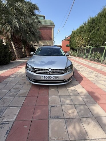 Volkswagen Passat (North America) 2015, 182,000 km - 1.8 l - Tərtər