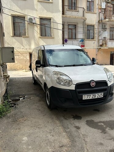 Fiat Doblo 2015, 293,440 km - 1.4 l - Bakı