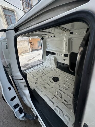 Fiat Doblo 2015, 293,440 km - 1.4 l - Bakı