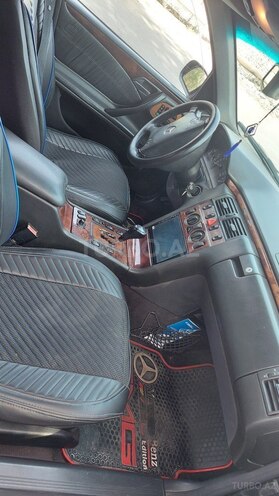 Mercedes E 320 2001, 363,325 km - 3.2 l - Göyçay