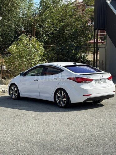 Hyundai Avante 2015, 200,000 km - 1.6 л - Bakı