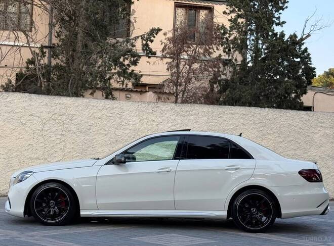 Mercedes E 200 2010, 187,326 km - 1.8 l - Sumqayıt