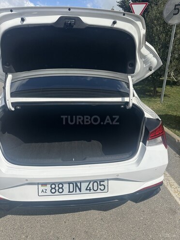 Hyundai Elantra 2023, 94,000 km - 2.0 l - Bakı