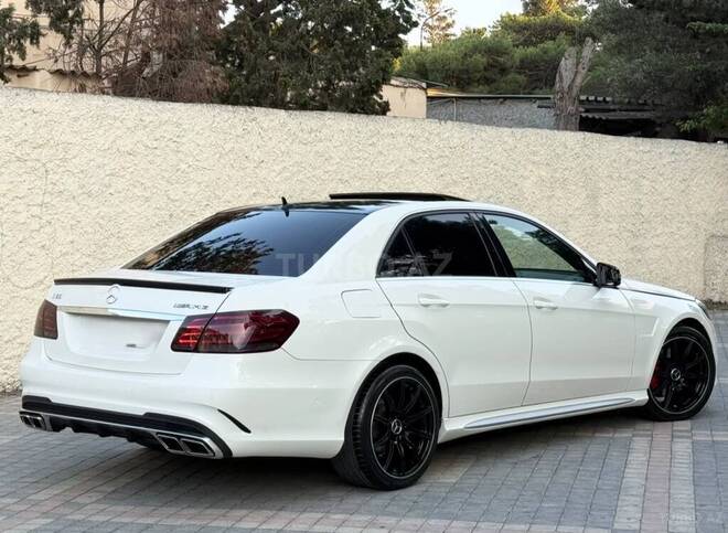 Mercedes E 200 2010, 187,326 km - 1.8 l - Sumqayıt