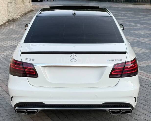Mercedes E 200 2010, 187,326 km - 1.8 l - Sumqayıt