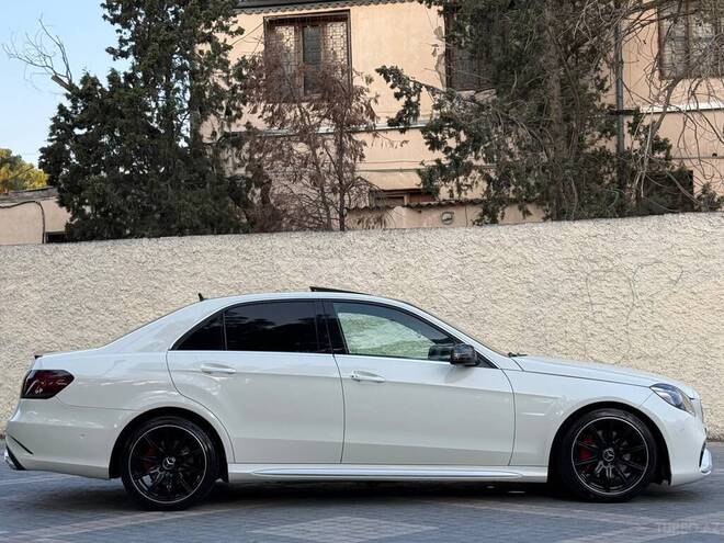 Mercedes E 200 2010, 187,326 km - 1.8 l - Sumqayıt