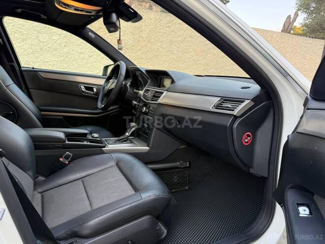 Mercedes E 200 2010, 187,326 km - 1.8 l - Sumqayıt