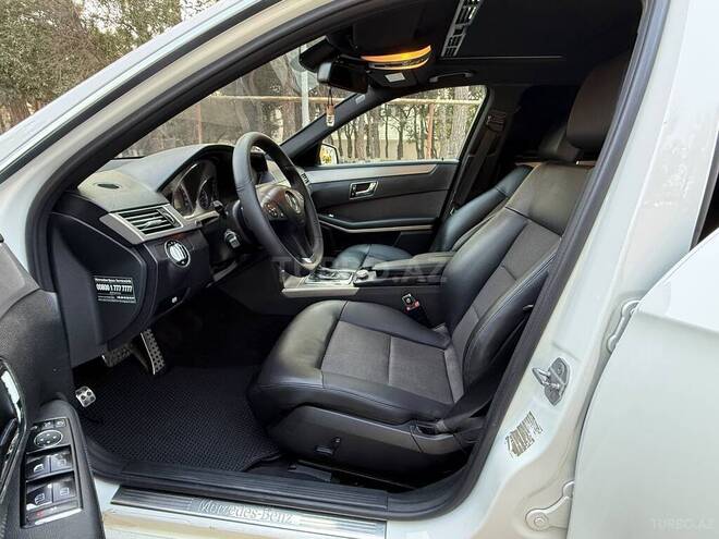 Mercedes E 200 2010, 187,326 km - 1.8 l - Sumqayıt