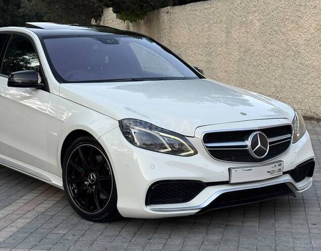 Mercedes E 200 2010, 187,326 km - 1.8 l - Sumqayıt