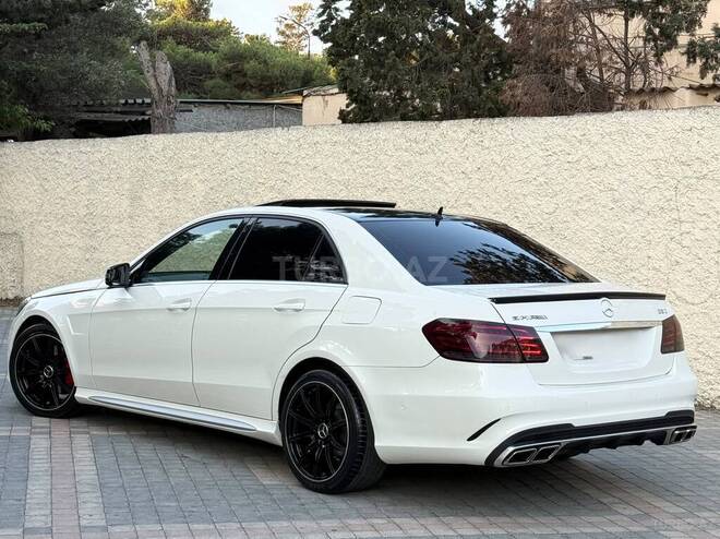 Mercedes E 200 2010, 187,326 km - 1.8 l - Sumqayıt
