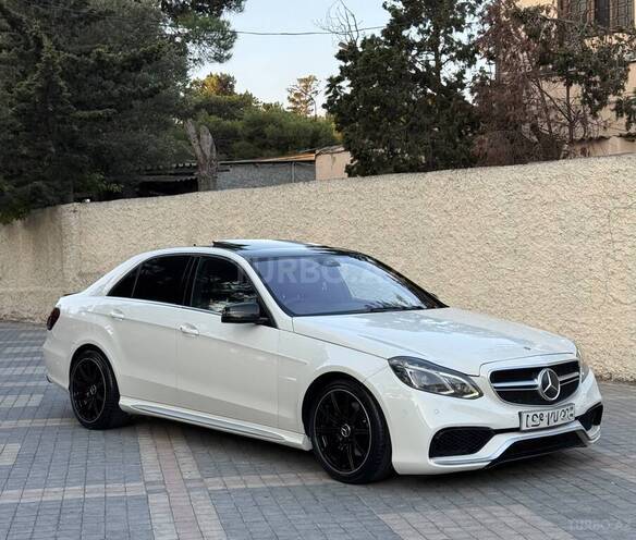 Mercedes E 200 2010, 187,326 km - 1.8 l - Sumqayıt