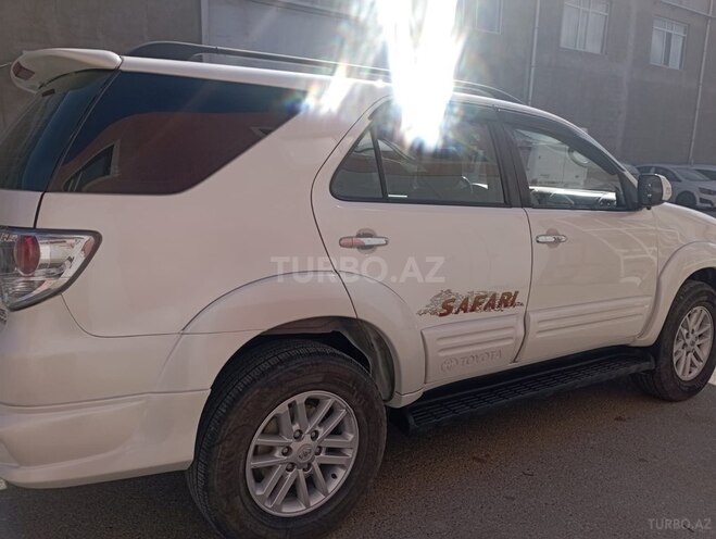Toyota Fortuner 2013, 129,000 km - 2.7 l - Bakı