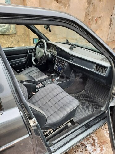 Mercedes 190 1991, 235,843 km - 1.8 l - Sabirabad