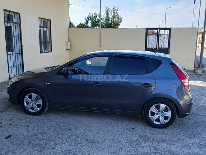 Hyundai i30 2009, 330,000 km - 1.4 л - Bakı