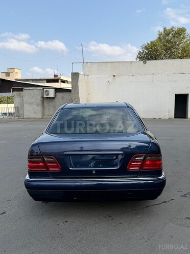 Mercedes E 240 1999, 400,000 km - 2.4 l - Gəncə