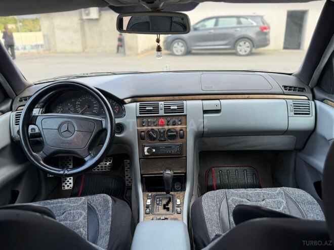 Mercedes E 240 1999, 400,000 km - 2.4 l - Gəncə