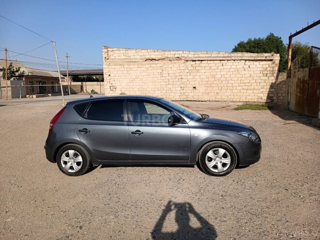 Hyundai i30 2009, 330,000 km - 1.4 л - Bakı