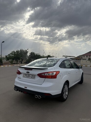 Ford Focus 2013, 223,535 km - 1.6 л - Naxçıvan