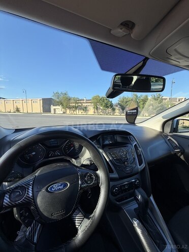 Ford Focus 2013, 223,535 km - 1.6 л - Naxçıvan