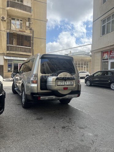 Mitsubishi Pajero 2007, 302,000 km - 3.0 л - Bakı