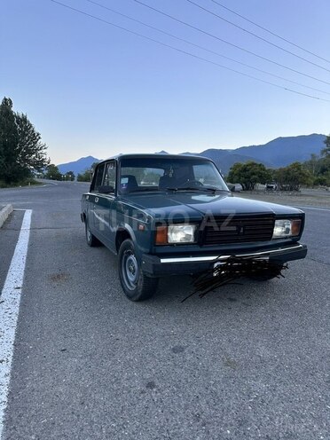 LADA (VAZ) 2107 1997, 384,000 km - 1.6 л - Qax