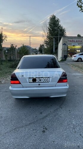 Mercedes C 180 1997, 495,676 km - 1.8 l - Qəbələ