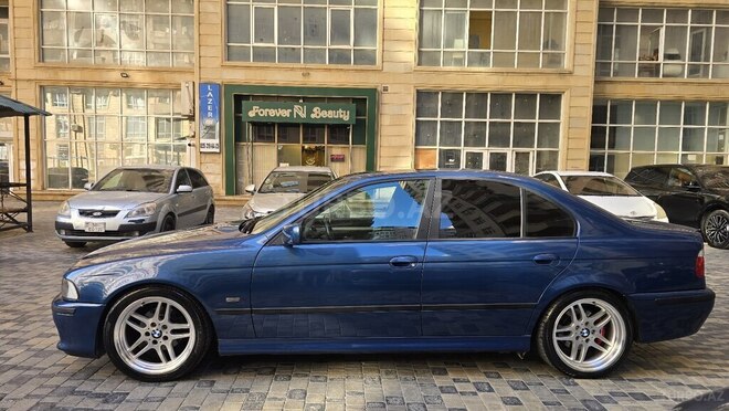 BMW 525 2001, 270,000 km - 2.5 l - Bakı