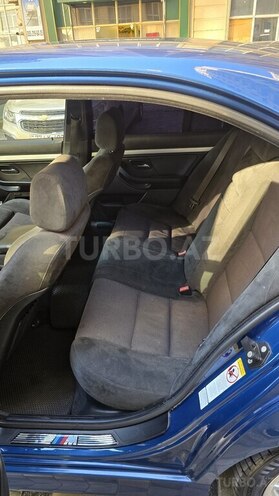 BMW 525 2001, 270,000 km - 2.5 l - Bakı