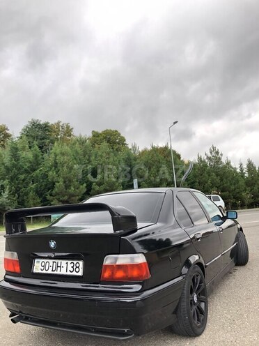 BMW 316 1993, 325,006 km - 1.6 l - Qusar