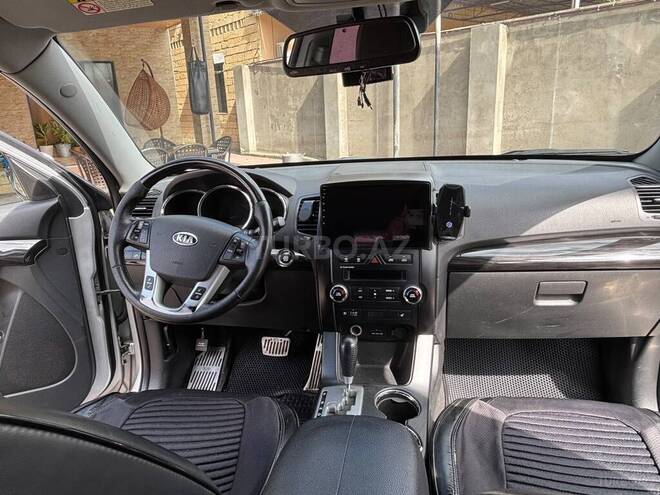 Kia Sorento 2009, 213,084 km - 2.0 l - Şirvan