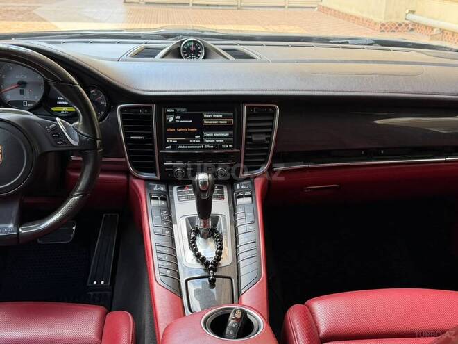 Porsche Panamera GTS 2014, 148,000 km - 4.8 l - Bakı