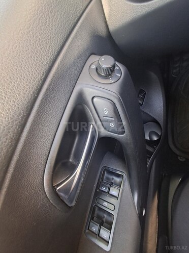 Volkswagen Polo 2017, 179,563 km - 1.6 l - Bakı