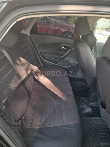 Volkswagen Polo 2017, 179,563 km - 1.6 l - Bakı