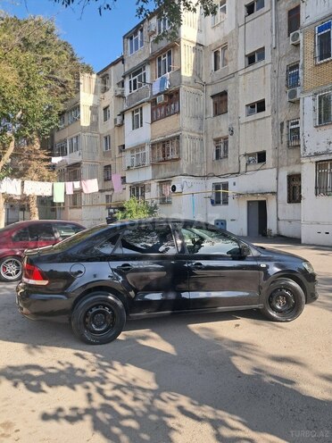 Volkswagen Polo 2017, 179,563 km - 1.6 l - Bakı