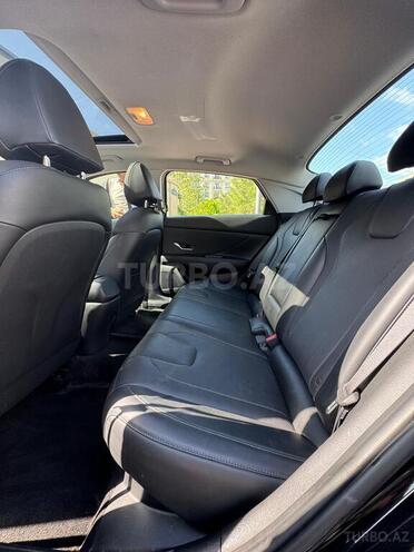 Hyundai Elantra 2022, 111,410 km - 1.6 l - Bakı