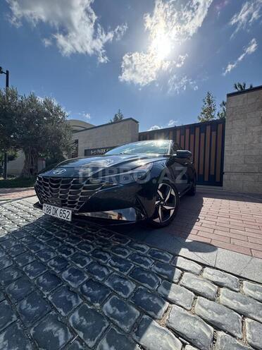 Hyundai Elantra 2022, 111,410 km - 1.6 l - Bakı
