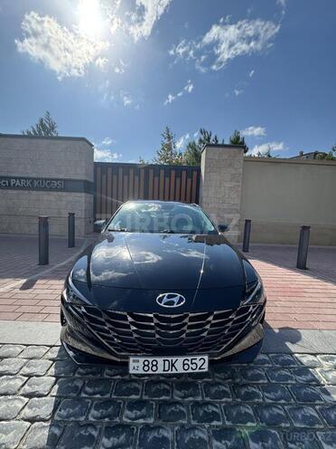 Hyundai Elantra 2022, 111,410 km - 1.6 l - Bakı