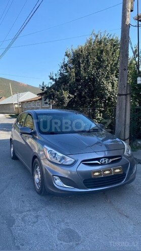 Hyundai Accent 2014, 234,964 km - 1.6 л - Şəki