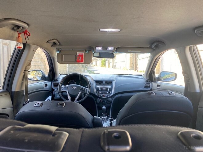 Hyundai Accent 2014, 234,964 km - 1.6 л - Şəki