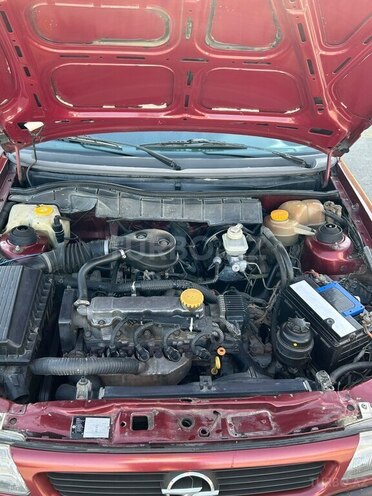 Opel Astra 1995, 372,000 km - 1.6 l - Bakı