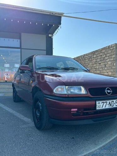 Opel Astra 1995, 372,000 km - 1.6 l - Bakı